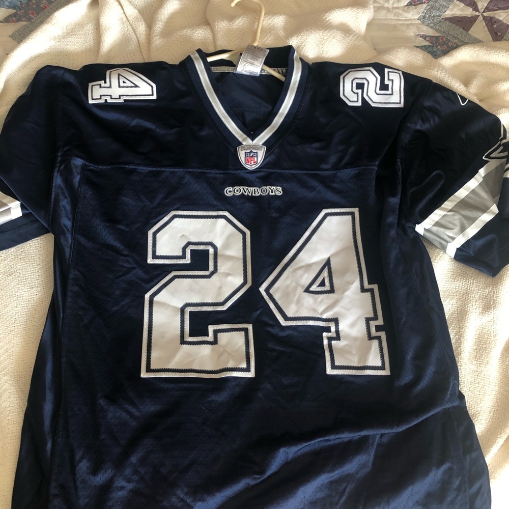 Marion Barber cowboys jersey